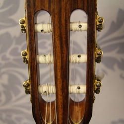 headstock guitar strings